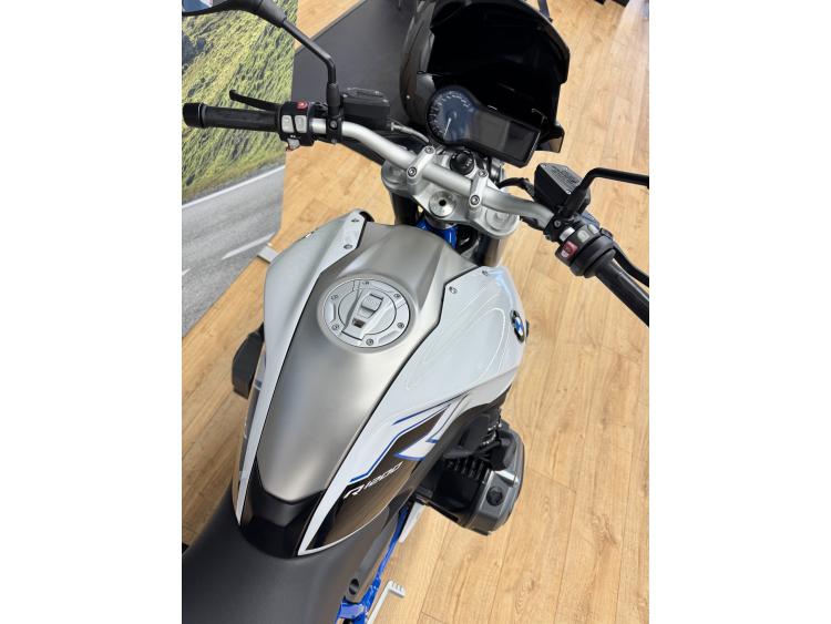 BMW R1200R
