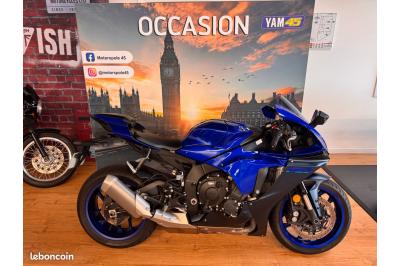 YAMAHA YZF 1000 R1