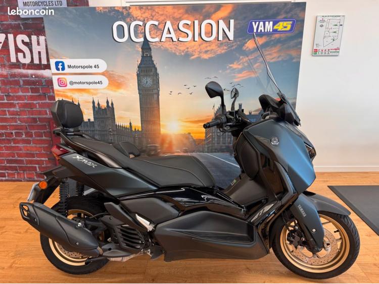 YAMAHA XMAX 125 TECH MAX
