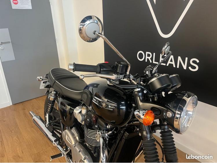 TRIUMPH BONNEVILLE T120 1200 Stealth Editions