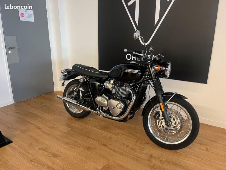 TRIUMPH BONNEVILLE T120 1200 Stealth Editions