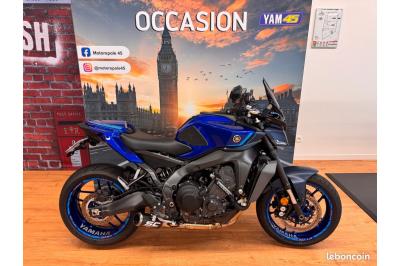 YAMAHA MT-09