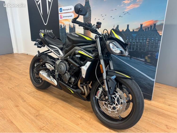 TRIUMPH STREET TRIPLE 765 RS