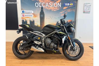 TRIUMPH STREET TRIPLE 765 RS