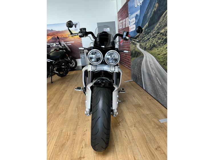 TRIUMPH ROCKET 3 GT