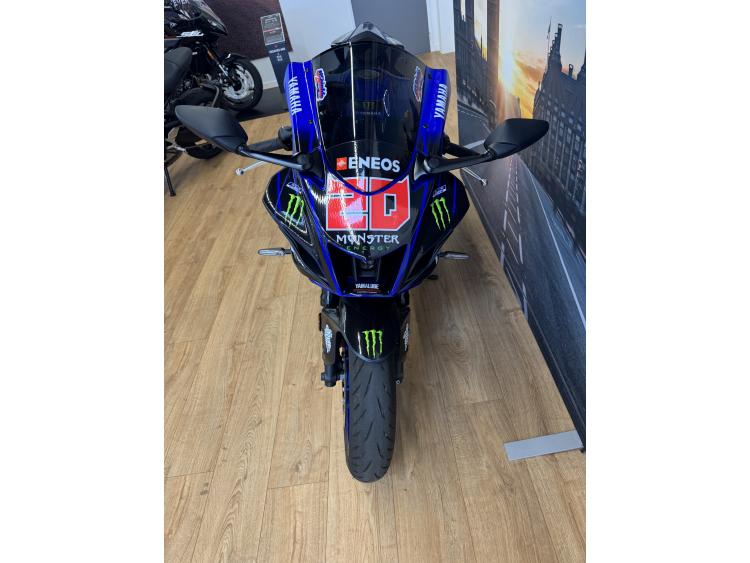 YAMAHA YZF-R7