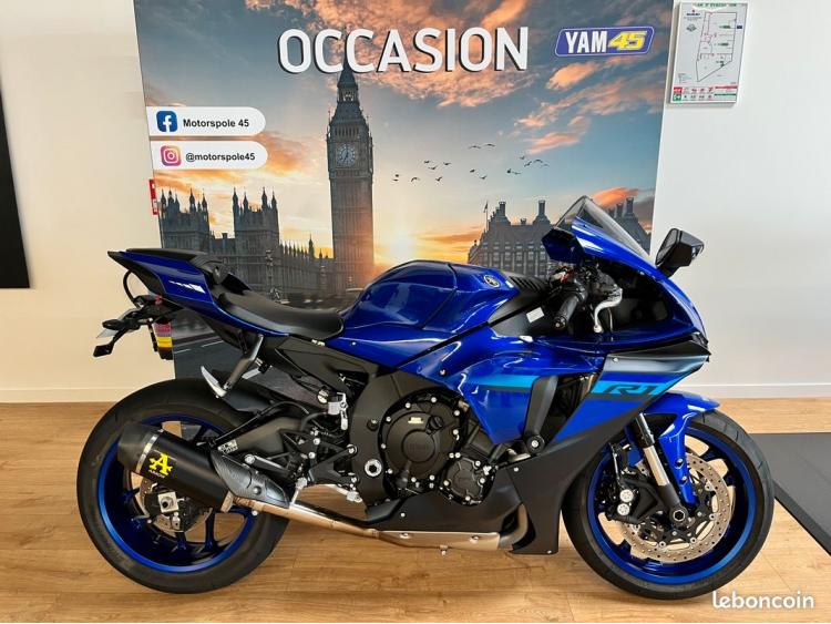 YAMAHA YZF 1000 R1