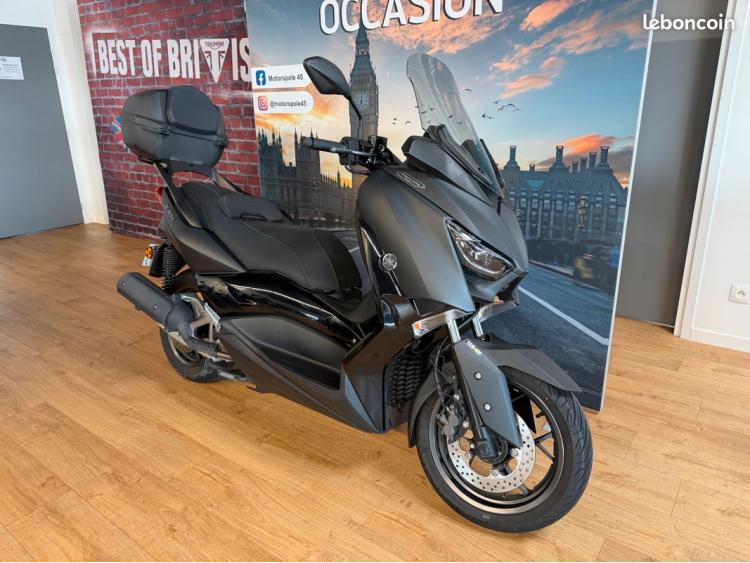 YAMAHA XMAX 125 TECH MAX