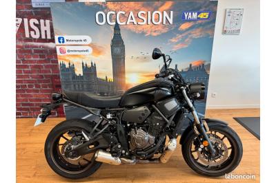 YAMAHA XSR 700